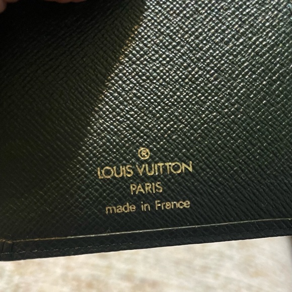 Louis Vuitton Long Wallet/ Taiga Porte Valeurs Organizer Wallet in Taiga leather - Picture 7 of 8